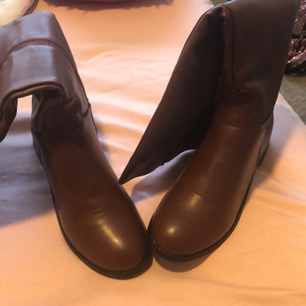 Sociology leg high boots!